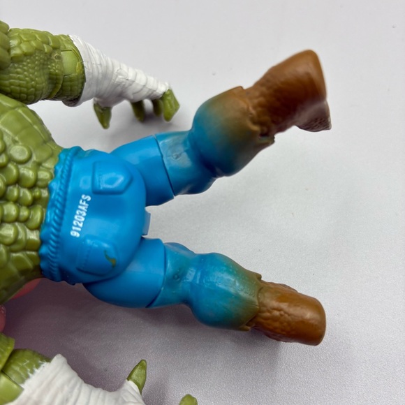 DC Comics Batman Killer Croc Action Figure 4” PVC Toy - Picture 4 of 4